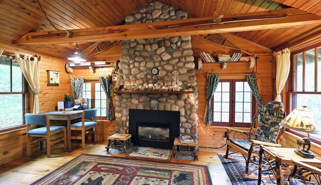 Tri-Lakes Hideaway on Lake Wilipyro