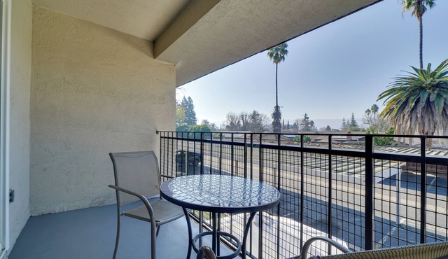 Tri-Valley Getaway 2 Mi to Historic Main Street!