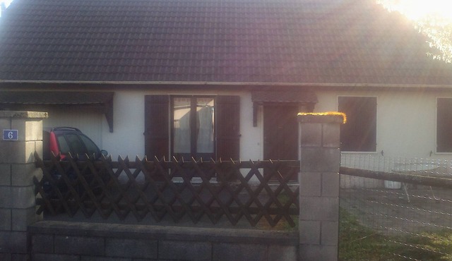 Triangle CH - F - D - nearby A36 motorway and the airport Basel