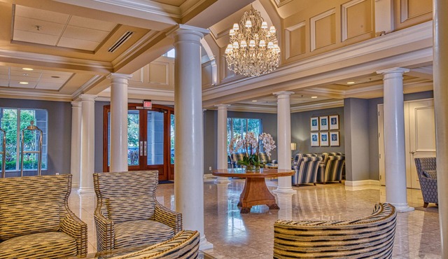 Trianon Bonita Bay