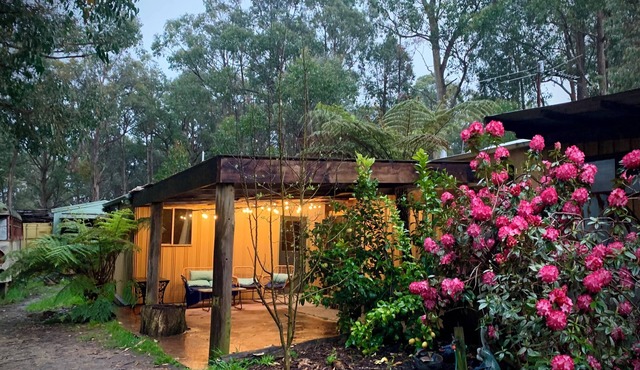 Trickle Hill - enjoy bush, wine and relaxation on a hidden farm
