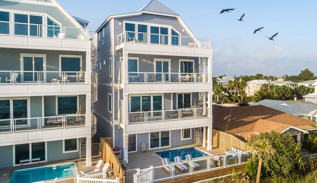 "Trifecta East" Large Family Beachfront Home