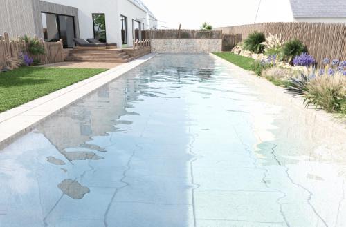 TRILIV 2 - Piscine 25m Sauna Jacuzzi