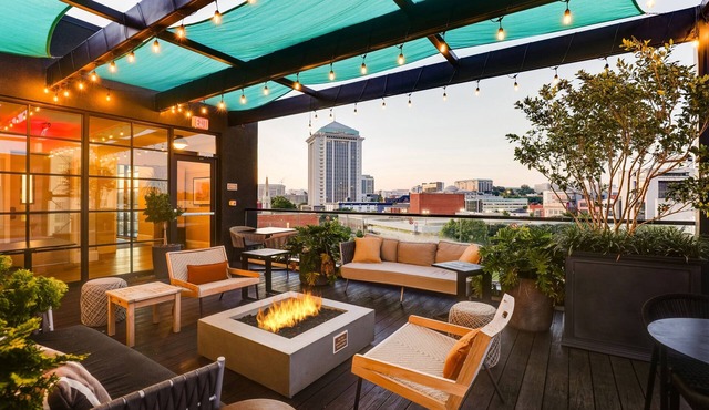 Trilogy Hotel Montgomery, Autograph Collection