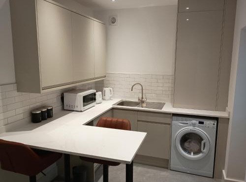 Trinity Airport Lodge