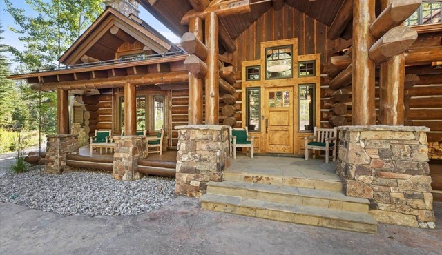 Trinity: Fabulous Ski House~ Granite Ridge Luxe Chalet-6 Bedroom