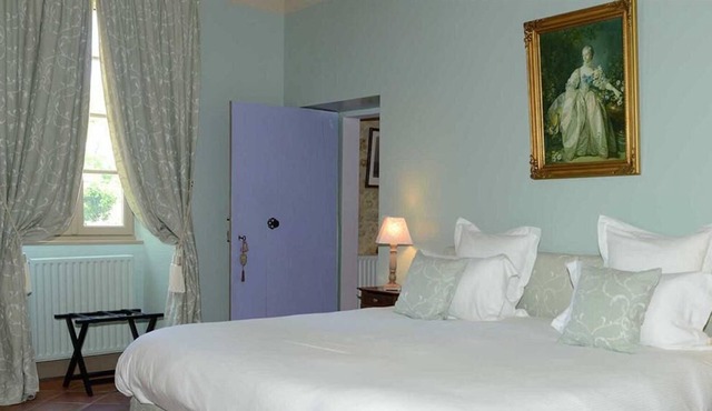 Triple room-Ensuite with Bath-Garden view