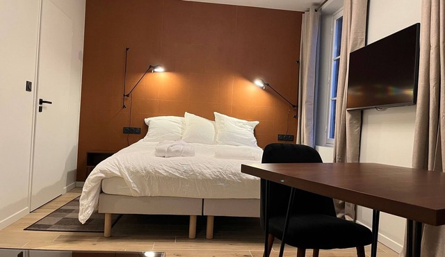 Triple room with bathroom