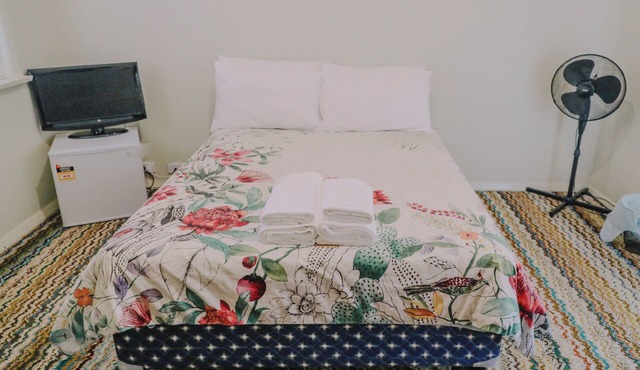 Triple Room With Shared Bathroom