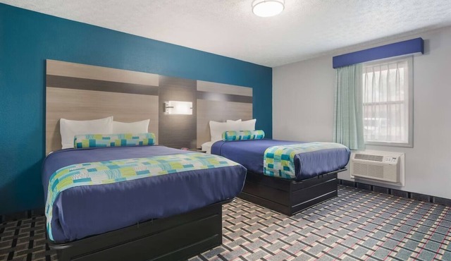 Triple the Comfort! 3 Spacious Suites Near Parks, Trails, and Salem Events