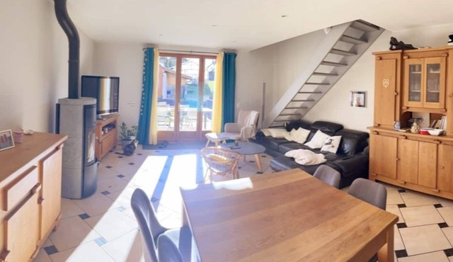 Triplex Dans Jolie Copropriété Familiale