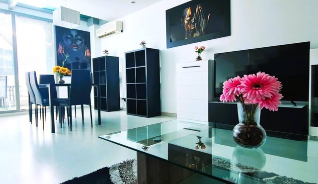 Triplex loft with terrace San Chinarro