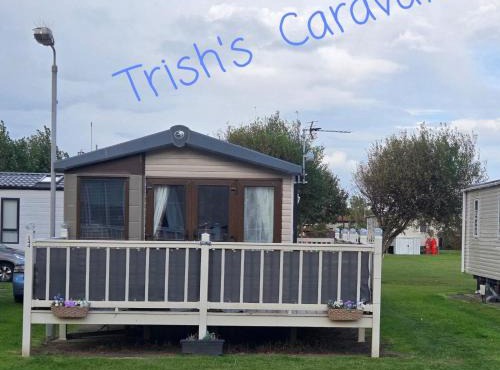 Trish's Caravan Coop 144