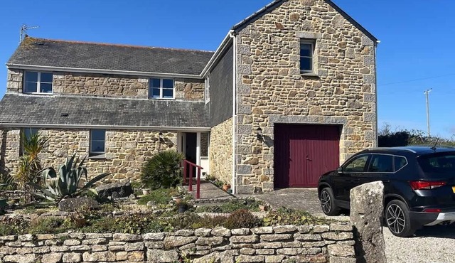 Triskele~Characterful Detached House Sleeps 10