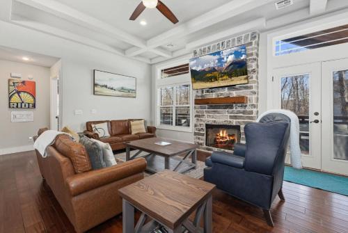 Tristan Trail House-ON MTB Trail-Hot Tub-Gameroom