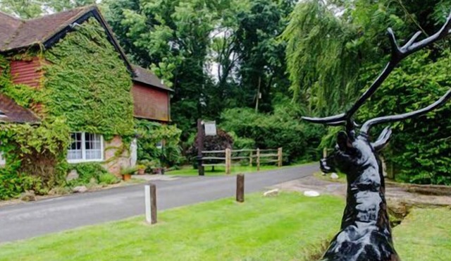 Trivelles Waterhall Country Hotel - Gatwick