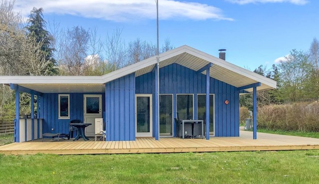 "Trixie" - 1km from the sea by Interhome