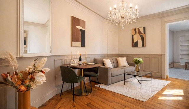 Trocadéro - Elegant apartment with lift