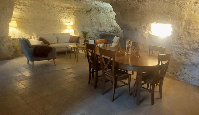 Troglo entre Caves et Châteaux
