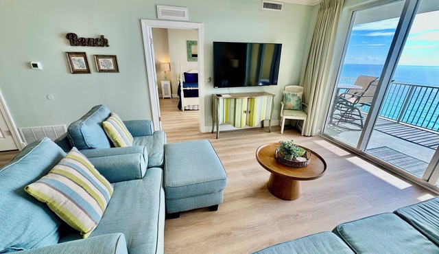 Tropic Winds 2 Bdrm, Upscale, Highly Rated, Free Beach Chairs and Umbrella!