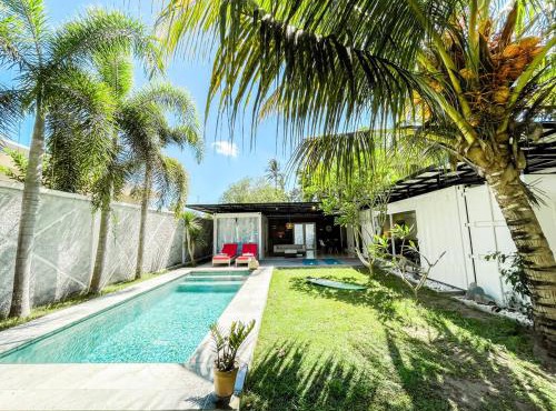 Tropical 2BR Escape & Walk to Selong Belanak Beach