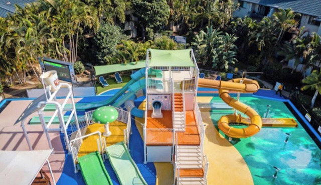 Tropical Bliss at Turtle Beach n300m to the beachnEnjoy world-class facilities