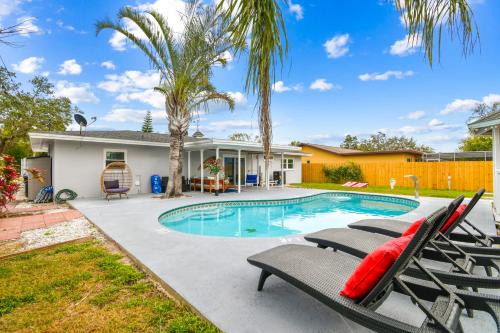 Tropical Dream - Pool - Firepit - Gazebo
