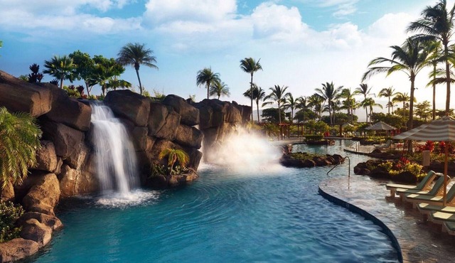 Tropical Escape: Spacious 1BR at Kings’ Land