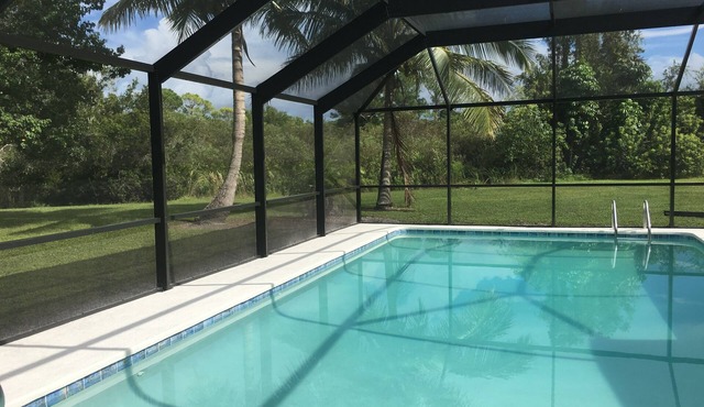Tropical escape in Stuart