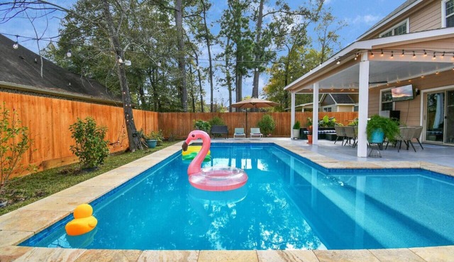 Tropical Getaway - Pool and Game Room - The Woodlands & Conroe