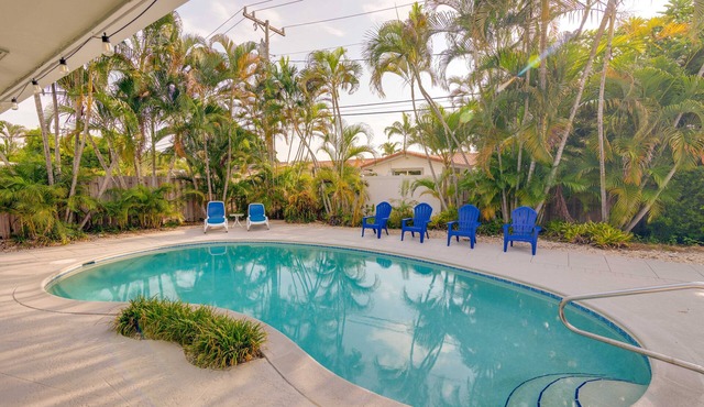 Tropical Heated Pool Retreat Getaway