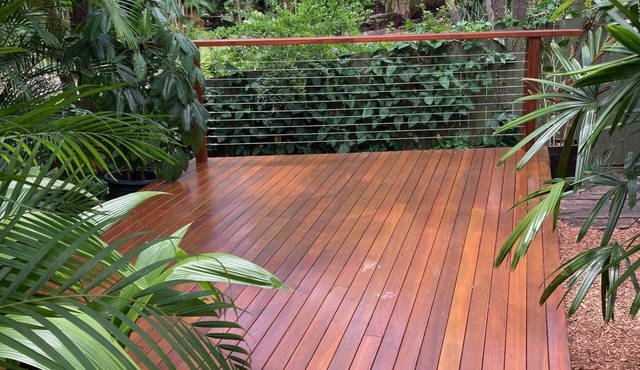 Tropical Oasis in Inner Brisbane. 5 min drive to Brisbane City.