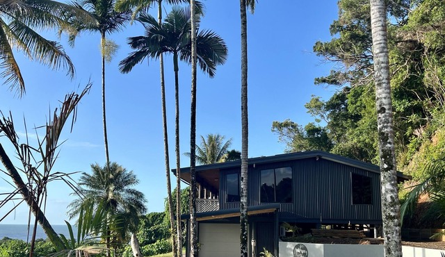 Tropical Oasis with never ending ocean views