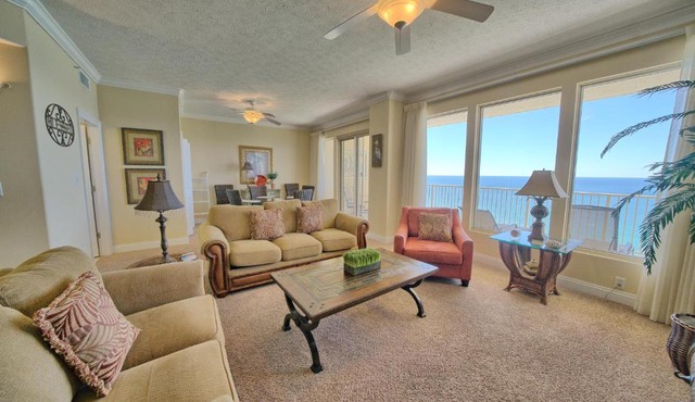 Tropical Oceanfront Condo Unit 1806