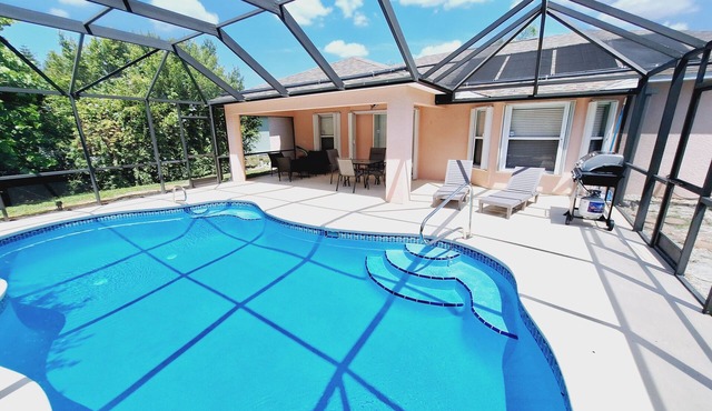 ☆☀︎❀ Tropical Paradise! Heated Pool, Boat Parking, Near Beaches!