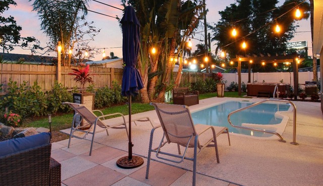 Tropical Pool and Hot Tub House