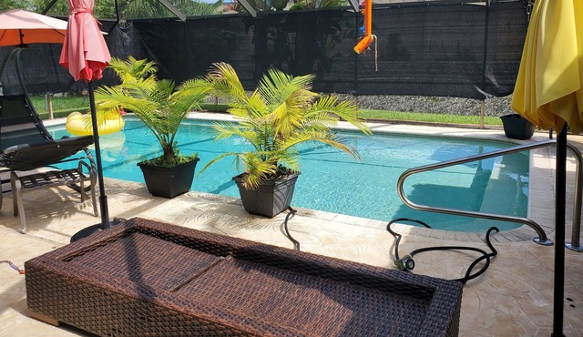Tropical pool home