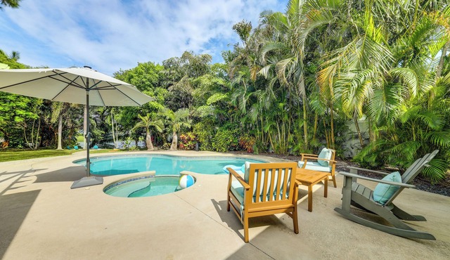 Tropical Pool Oasis on 1/4 Acre by Downtown Stuart