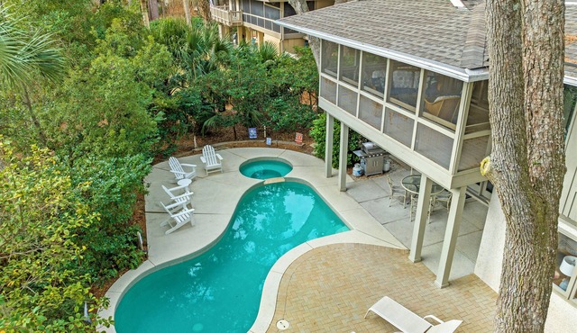 Tropical Retreat | 600 Feet to Beach | Private Pool & Spa | Designer Decor | 16 Oyster Catcher Road