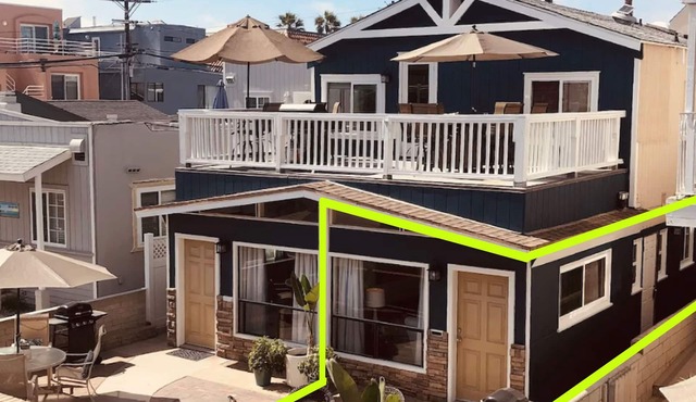 Tropical Retreat! Just steps to the surf & sunsets!