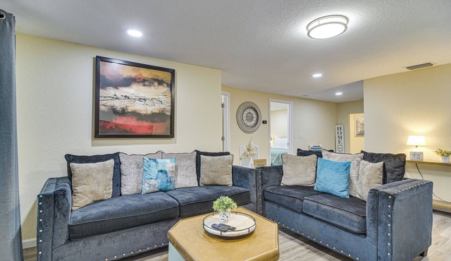 Tropical Tampa Home: Pets Welcome!