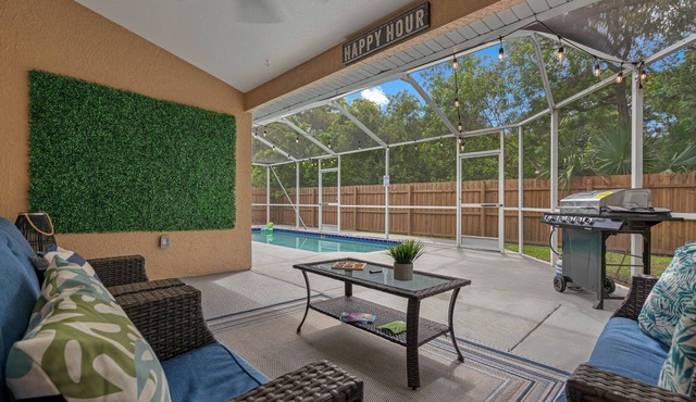 Tropical Vacay pool home