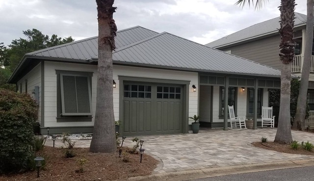 Tropical vibes only! 2 pools and short walk to private beach!