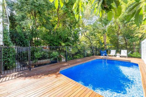 Tropicality - Private family retreat with solar heated pool