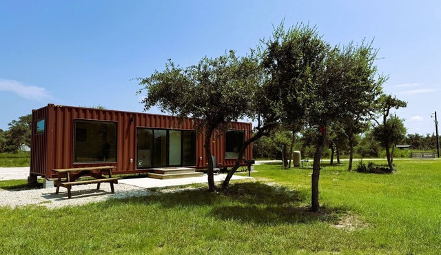 Trout Container Home - Fish Camp Rockport