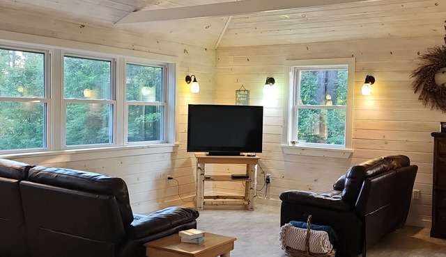 Trout Lake lakefront- Adirondack Foothills, Near SLU, SUNY Canton, and Clarkson