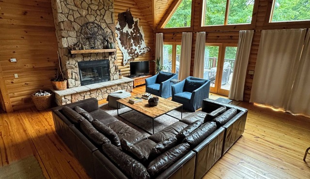 Trove of Trees Log Cabin in Mohican Area - 24+ wood acres