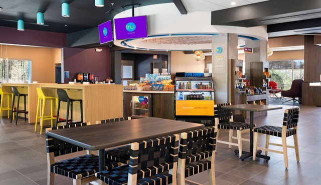 Tru By Hilton Cartersville, GA