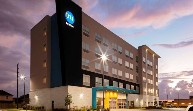 Tru by Hilton Cypress Houston
