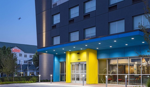 Tru By Hilton Irving Dfw South